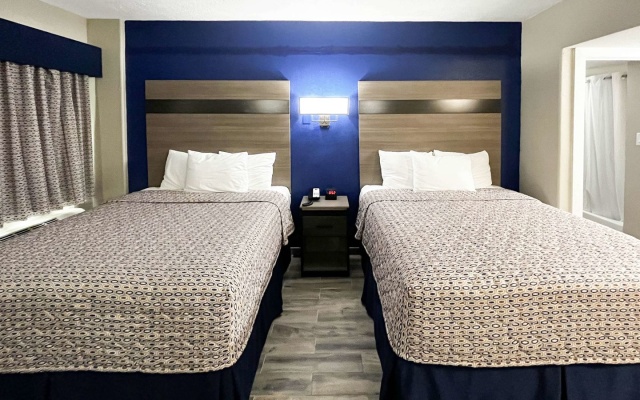 photo 5 of Blue Wave Inn
