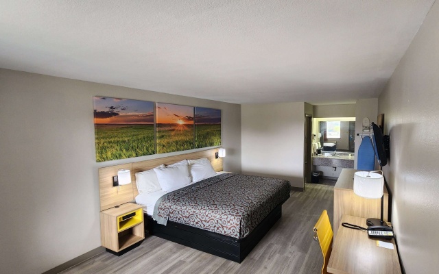photo 4 of Days Inn by Wyndham San Antonio