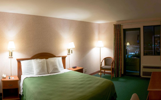 photo 2 of San Bernandino Inn & Suites