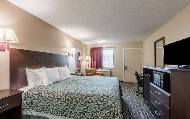 photo 5 of Days Inn San Marcos