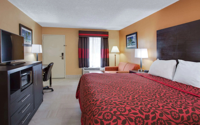 photo 4 of Days Inn by Wyndham Sarasota Bay
