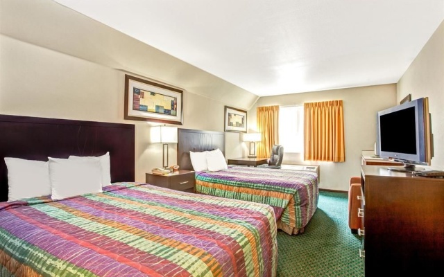 photo 4 of Days Inn Seattle Aurora