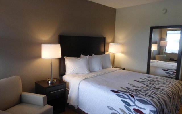 photo 5 of Red Roof Inn Somerset, PA