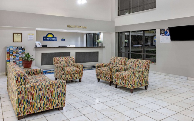 photo 2 of Days Inn by Wyndham Spartanburg Waccamaw