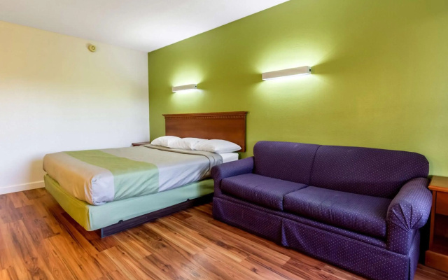 photo 4 of Motel 6 Springfield, OH