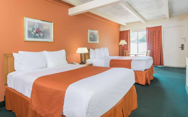 photo 4 of Days Inn by Wyndham St. Louis North