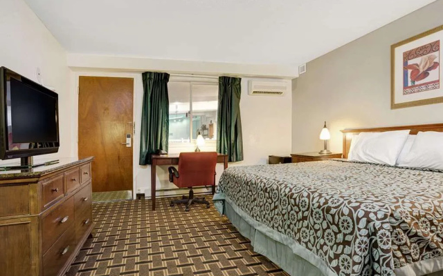 photo 3 of Days Inn St. Paul-Minneapolis-Midway