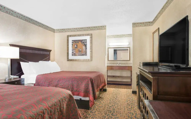 photo 5 of Days Inn & Suites York