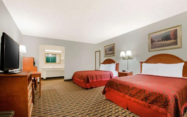 photo 2 of Days Inn Vernon