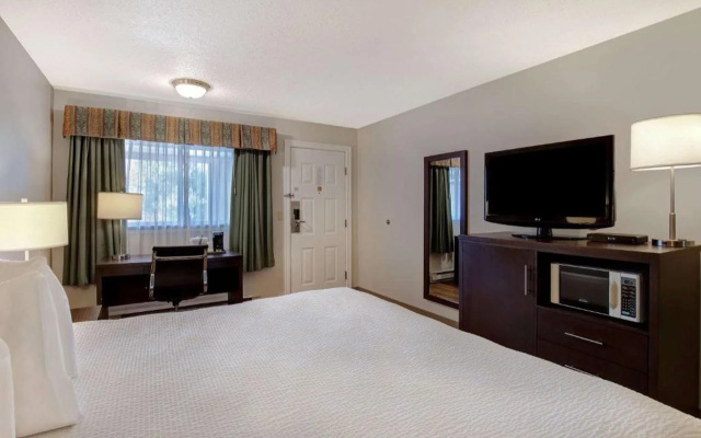 photo 4 of Days Inn by Wyndham Vernon