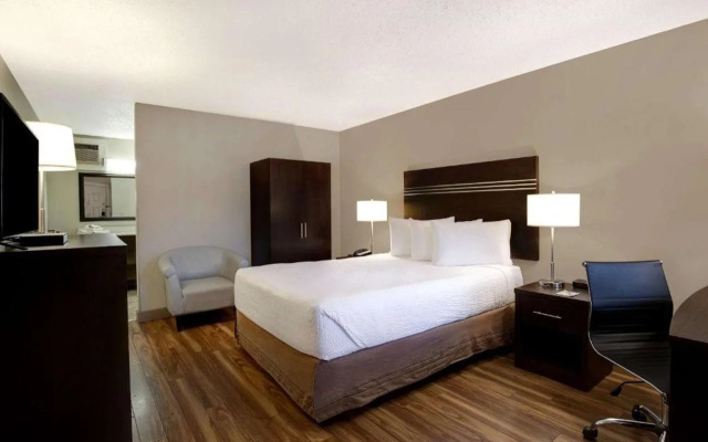 photo 5 of Days Inn by Wyndham Vernon