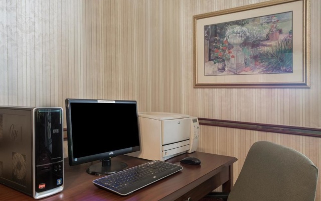 photo 4 of Days Inn by Wyndham Westminster