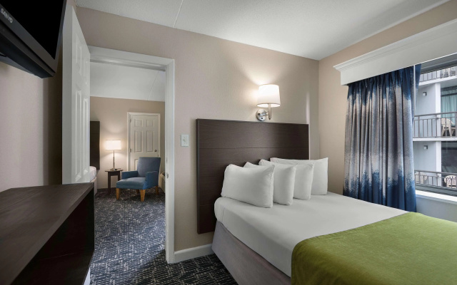 photo 4 of Dayton House Resort, BW Signature Collection