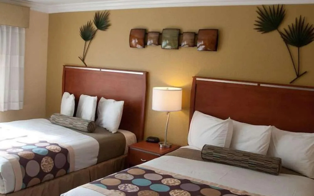 photo 4 of Deer Haven Inn & Suites