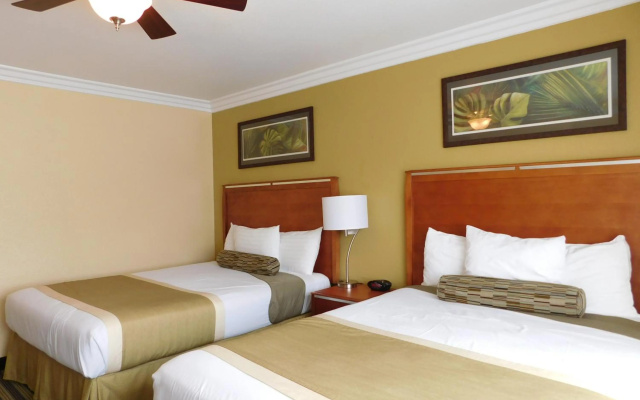 photo 3 of Deer Haven Inn
