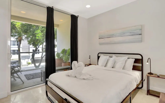 photo 2 of Deerfield Condo Suites by Opus