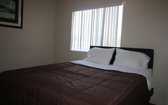photo 2 of Delightful and Pleasant 2BD Apt