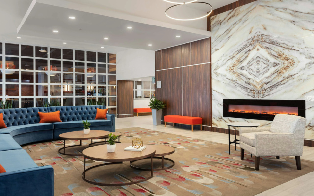photo 2 of Delta Hotels by Marriott Indianapolis Airport