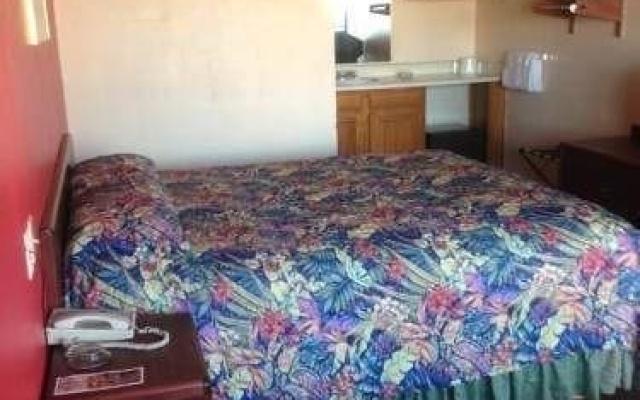 photo 5 of Delux Inn Motel