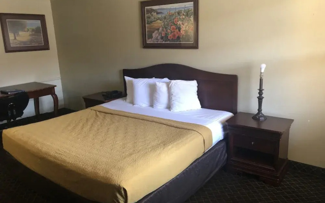 photo 4 of Americas Best Value Inn Denver