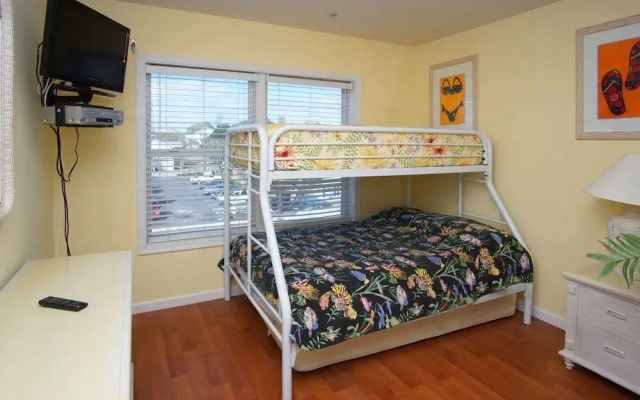 photo 5 of Diamond Dunes B by RedAwning