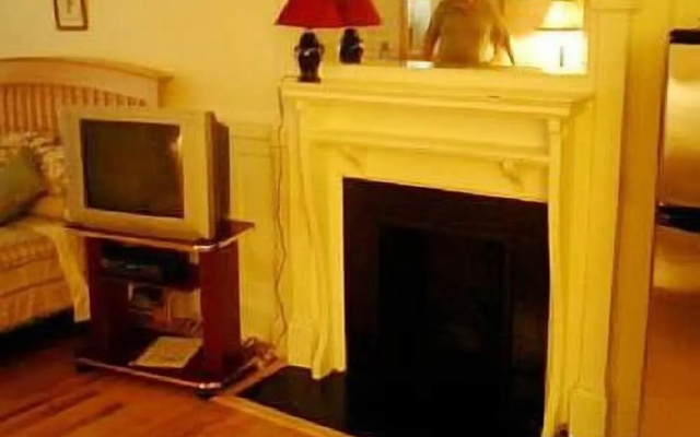 photo 5 of Direct Loft at 33 West 71st Street