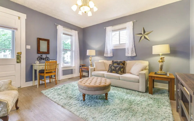 photo 2 of Dog-friendly Dayton Home: 1 Mi to Downtown!