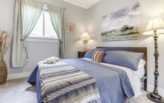 photo 3 of Dog-friendly Dayton Home: 1 Mi to Downtown!