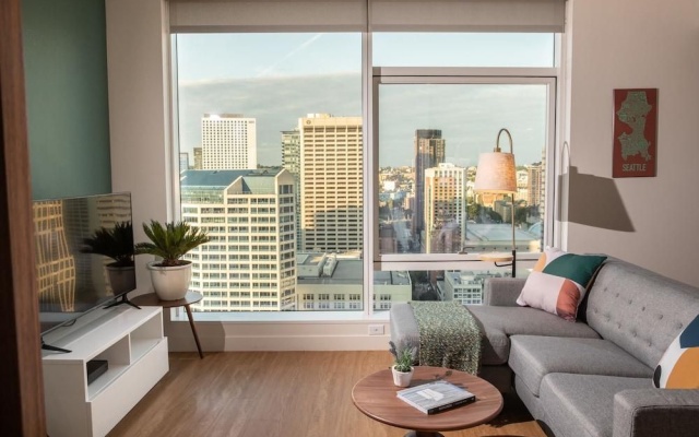 photo 3 of Domicile Suites at Helios