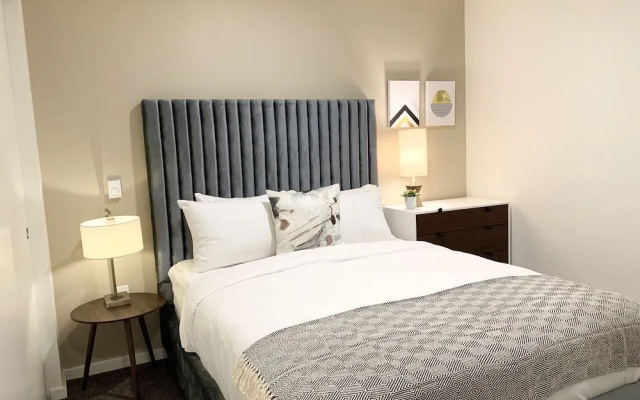 photo 4 of Domicile Suites at Venn on Main