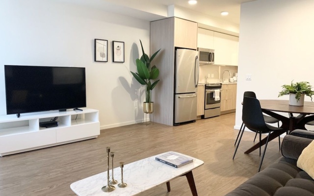 photo 5 of Domicile Suites at Venn on Main