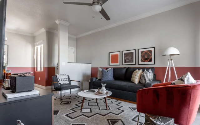 photo 2 of Domio Tempe Chic 1Br 10 Min to Botanical Garden