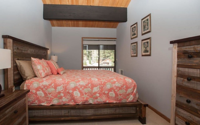 photo 3 of Donner Vista at Donner Lake Village Resort by Tahoe Mountain