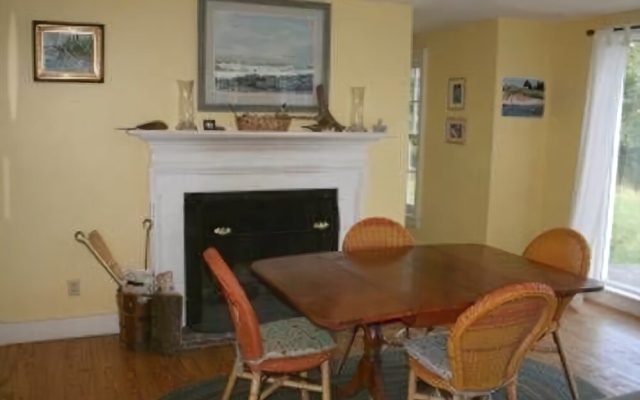 photo 4 of Dorsey Cottage - Two Bedroom Home