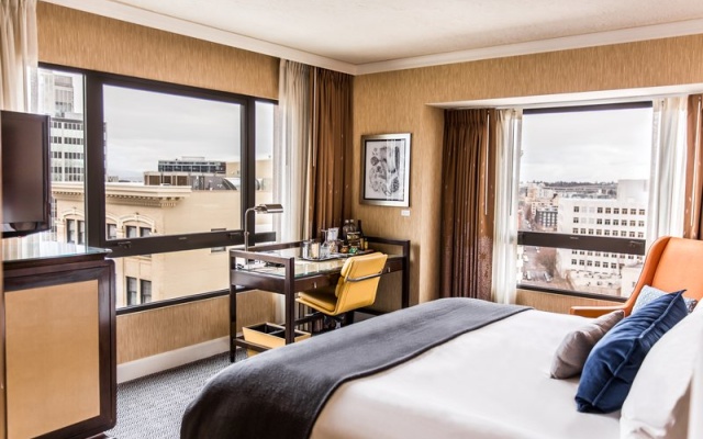 photo 5 of Dossier Hotel