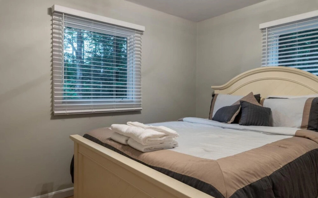 photo 5 of Double Dipper - Upper Unit by Killington Vacation Rentals