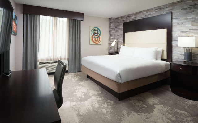 photo 4 of DoubleTree by Hilton Hotel Chattanooga Downtown