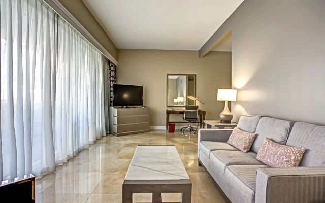 photo 4 of DoubleTree by Hilton Grand Hotel Biscayne Bay