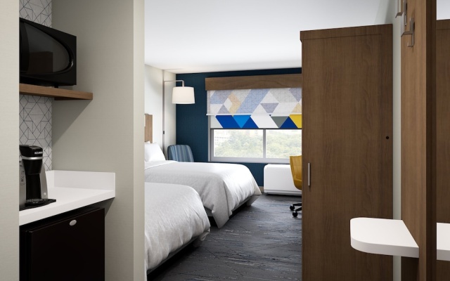photo 5 of Holiday Inn Express Akron Nw - Fairlawn, An Ihg Hotel