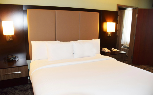 photo 4 of Doubletree by Hilton Hotel Montgomery Downtown
