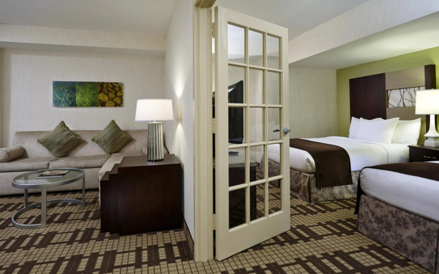 photo 4 of DoubleTree by Hilton Washington DC Silver Spring MD