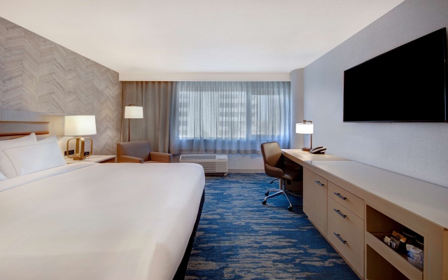 photo 4 of DoubleTree by Hilton LAX - El Segundo