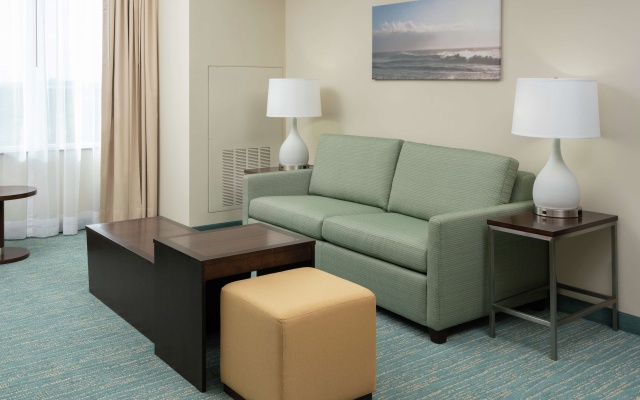 photo 5 of DoubleTree by Hilton Miami - Doral, FL