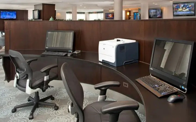 photo 3 of Doubletree Hotel Chicago Schaumburg