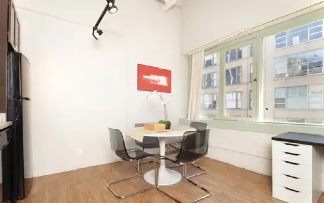 photo 5 of Downtown Denver 2BR Apt?A - Loft Style Living. 6498