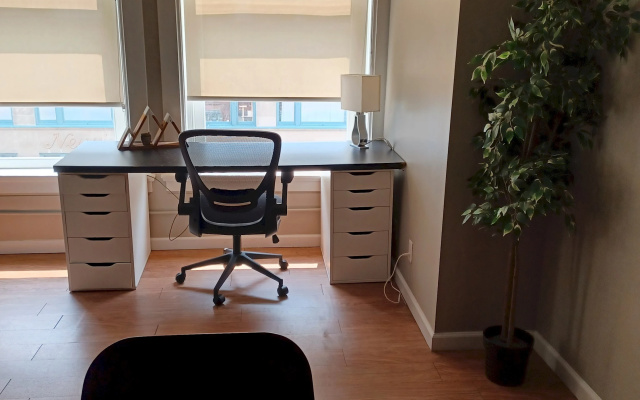 photo 5 of Downtown Denver 2BR Apt - Loft Style Living!