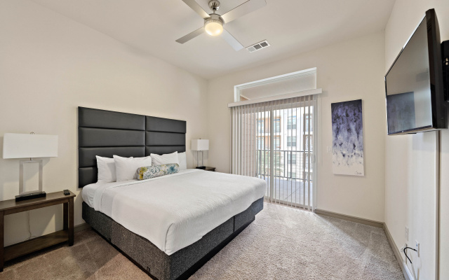 photo 5 of Downtown Location ✔Deep Cleaned ✔Modern Living