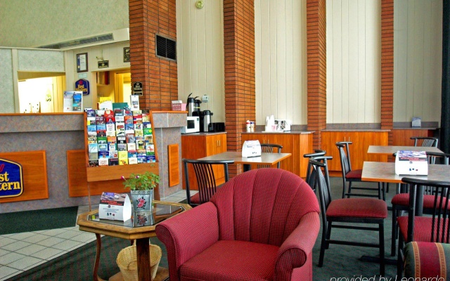 photo 2 of Downtown Motor Inn