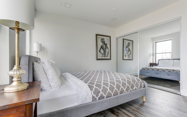 photo 2 of Downtown Pike's Place Condos by Barsala