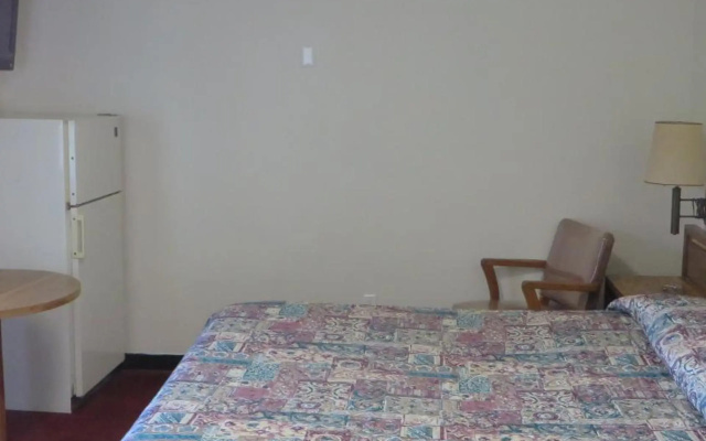 photo 5 of Eagle Rock Motel